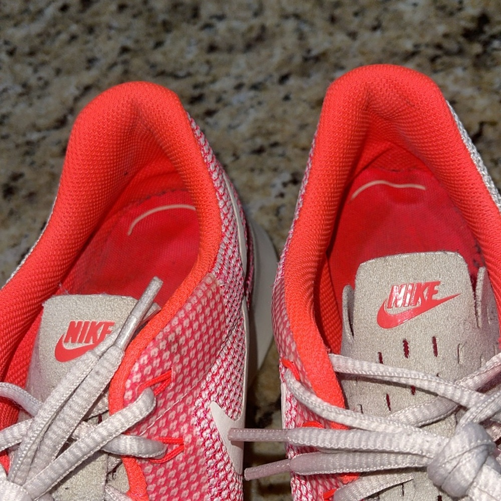 Nike Tanjun Racer - Picture 2 of 9
